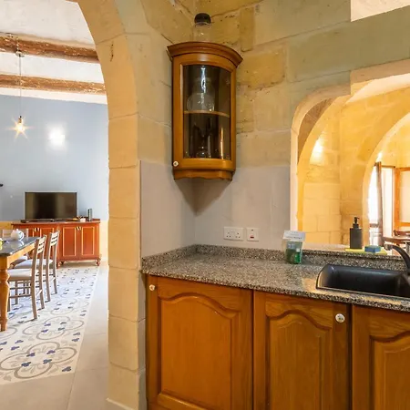 Apartment Surwig Gozitan & Pool - Happy Kerċem
