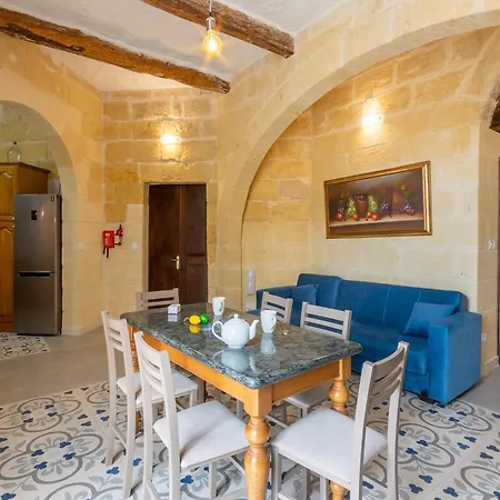 Surwig Gozitan & Pool - Happy Apartment