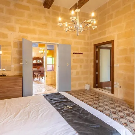 Surwig Gozitan & Pool - Happy * Kerċem