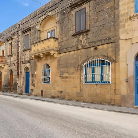 Surwig Gozitan & Pool - Happy *
