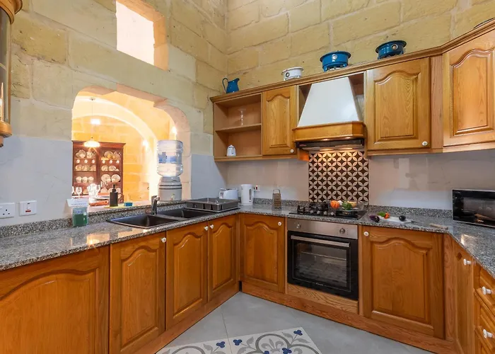 Surwig Gozitan Villa&pool - Happy