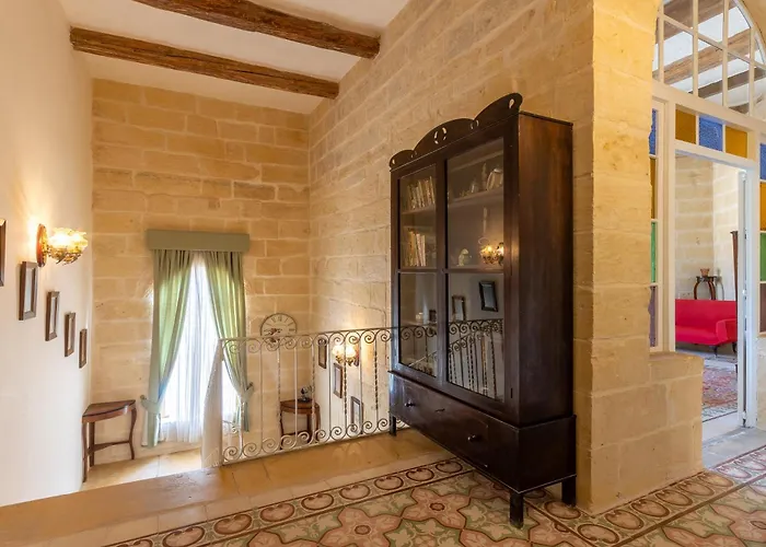 Surwig Gozitan Villa&pool - Happy Kerċem